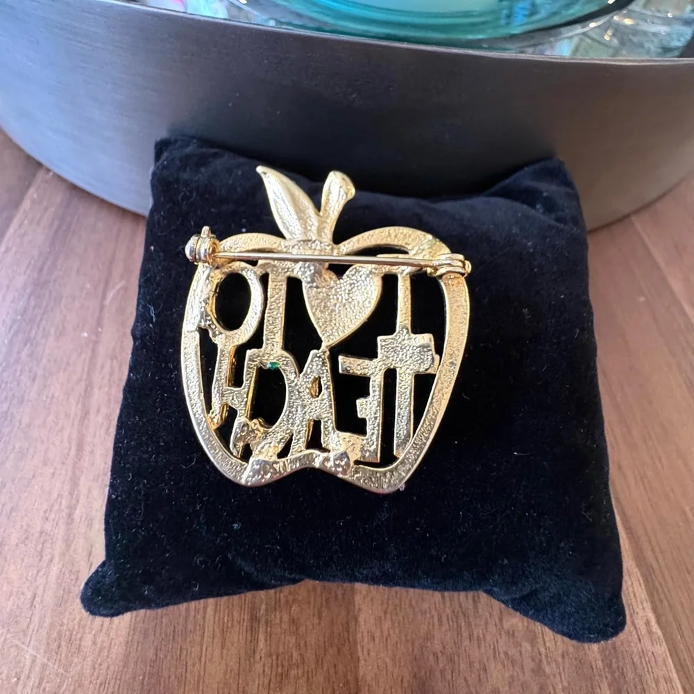 I Love To Teach Apple Teacher Brooch